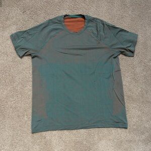 Lululemon Metal Vent Tech Short Sleeve Shirt Mens Size XL